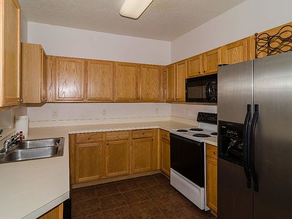 4th image of 4817 Cypress Woods Dr