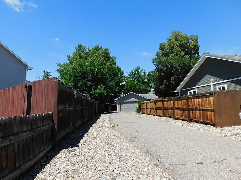 731 Ranch Rd — Photo 1