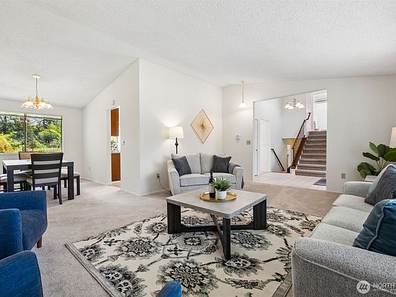 4th image of 23812 138th Avenue SE