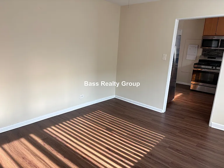 8640 Skokie Blvd #I1 — Photo 12