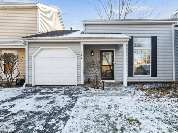 677 Nantucket Way, Island Lake, IL 60042