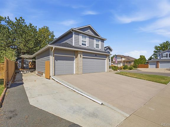 4th image of 12133 Elizabeth Court