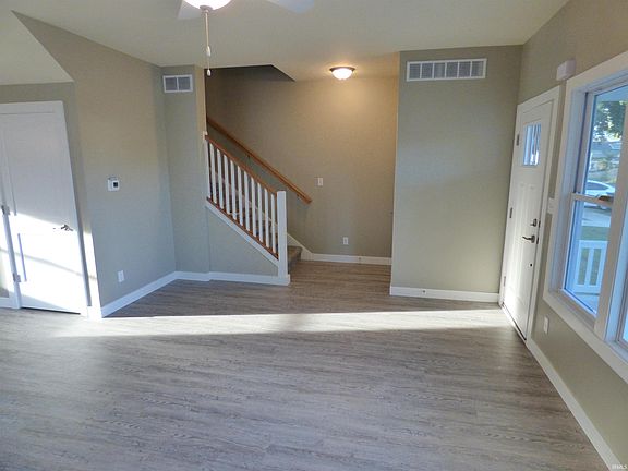 5th image of 719 Turnock St