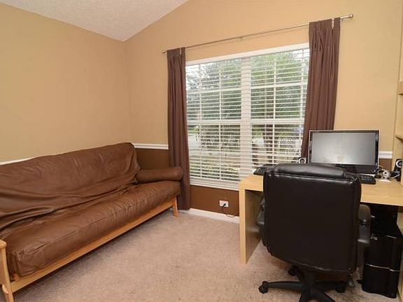 Den, poss 4th bedroom