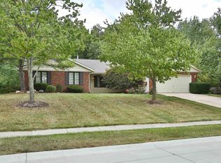 10506 Oak Trail Rd, Fort Wayne, IN 46845