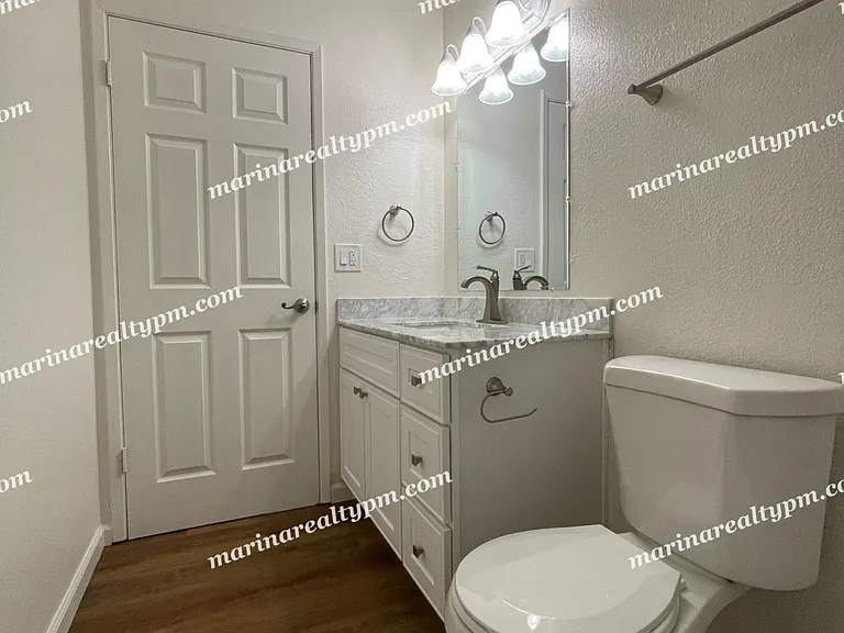 211 Del Luz Ct — Photo 21