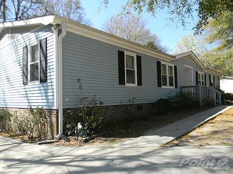 Nice concrete sidewalk to front door.