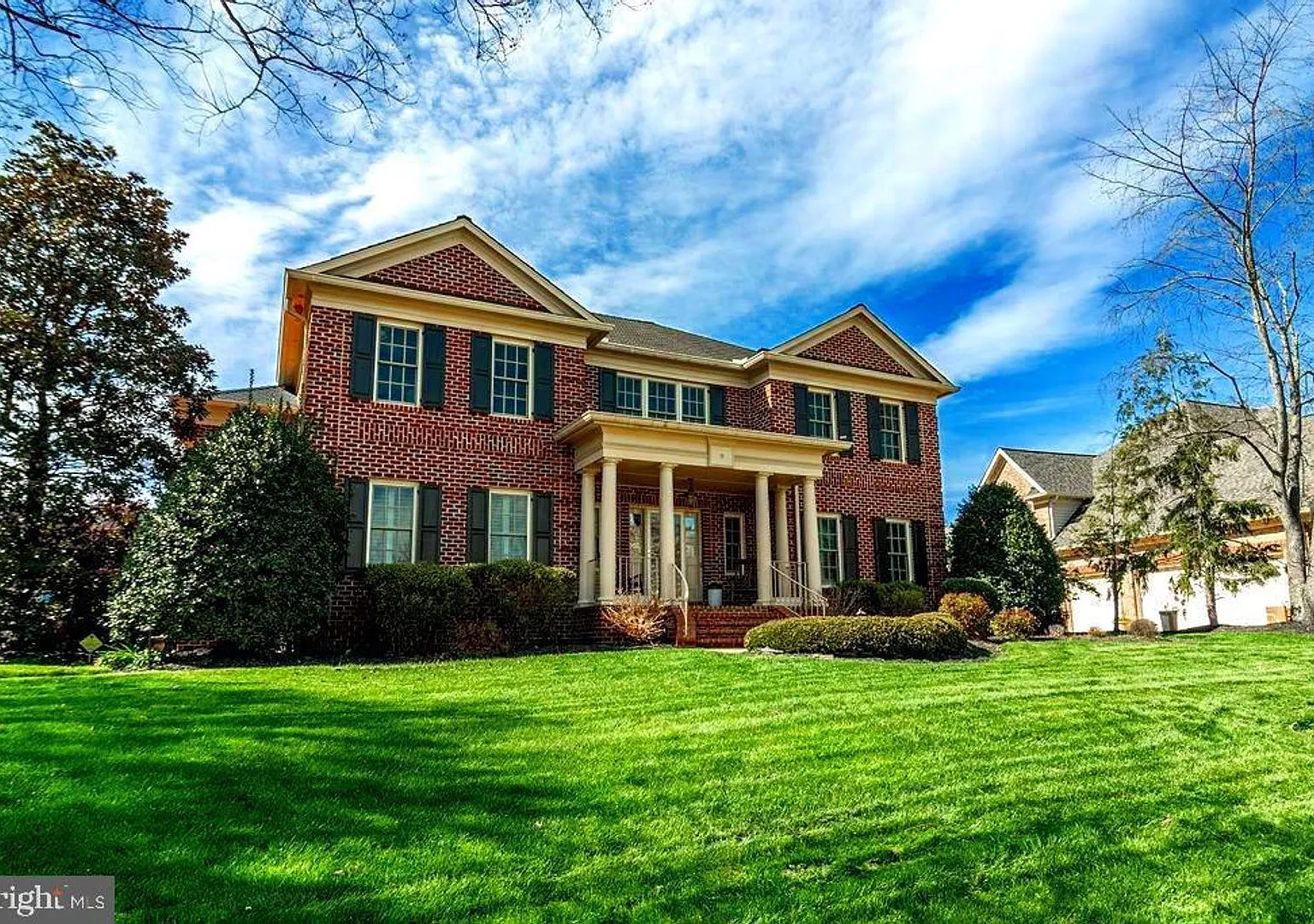 Welcome to 14932 Alpine Bay Loop, a beautifully renovated all-brick estate home located in the pr... — Photo 1
