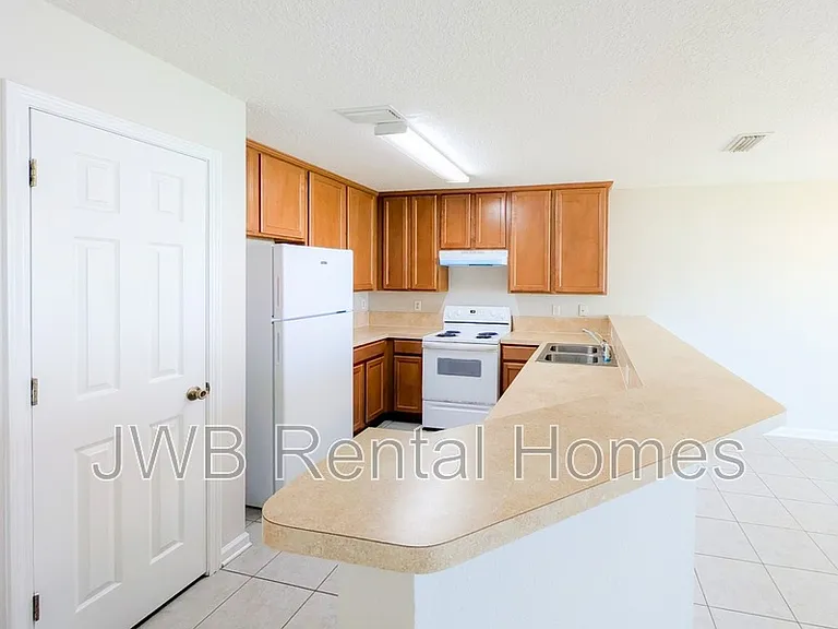 6416 Shortleaf Pl — Photo 2