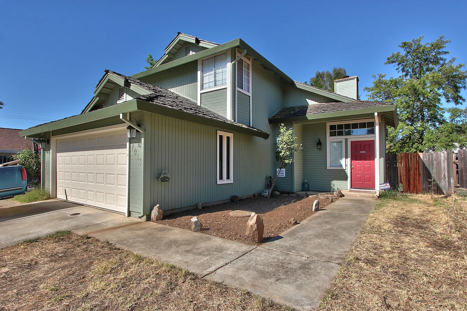 7013 Castle Creek Way photo 1
