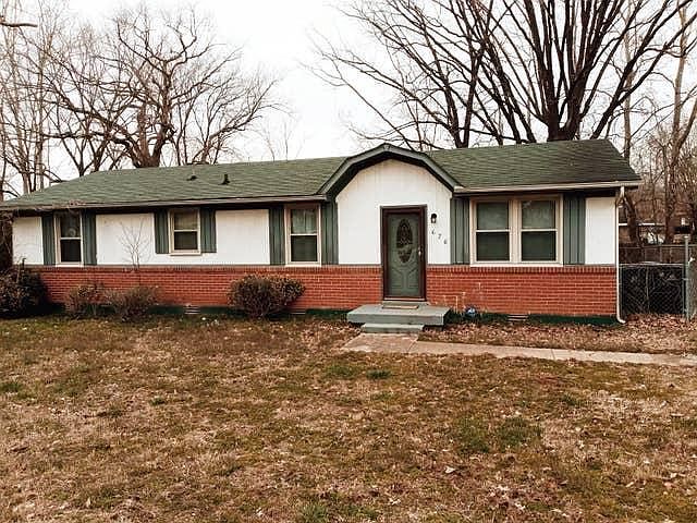 1st image of 676 Rowan Dr