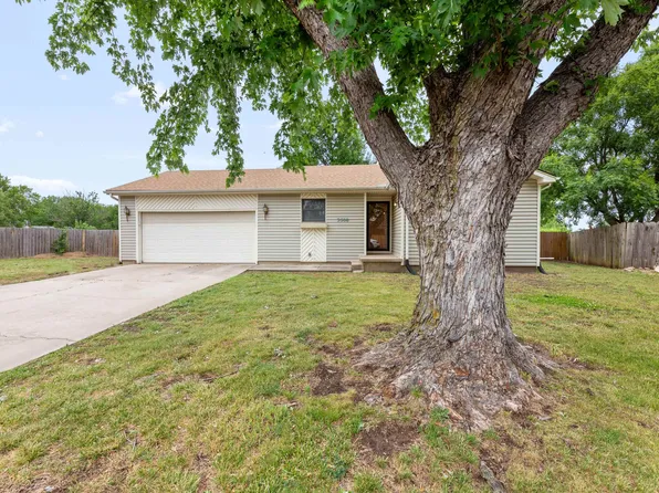 3908 S Gilda Cir, Wichita, KS 67215