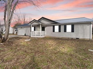 216 Raintree Cir, Stanford, KY 40484