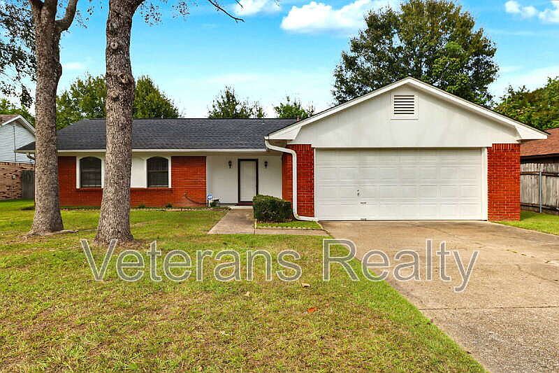 1st image of 2078 Camp Wilkes Rd