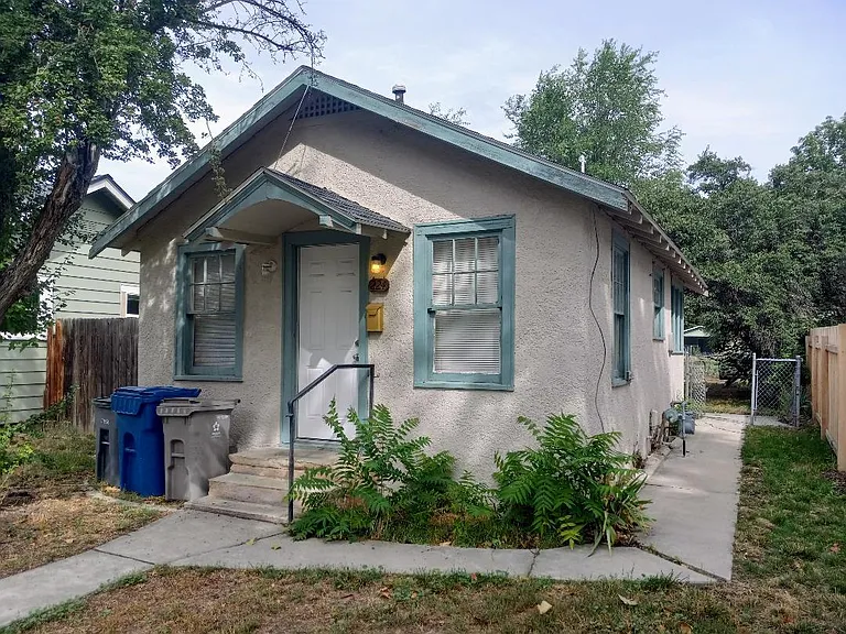 224 S Peasley St — Photo 1