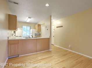 613 Andrea Ln, Hanahan, SC 29410