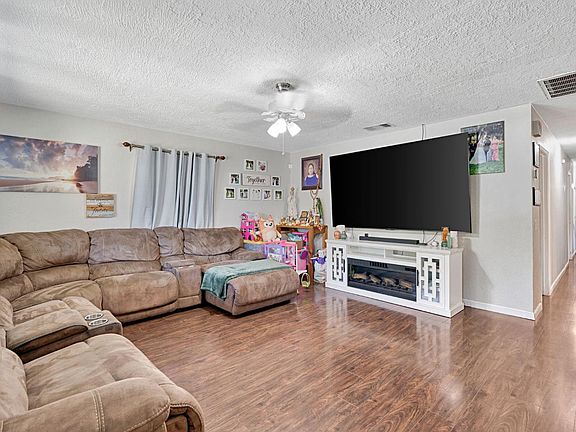 5th image of 2511 Shaft St