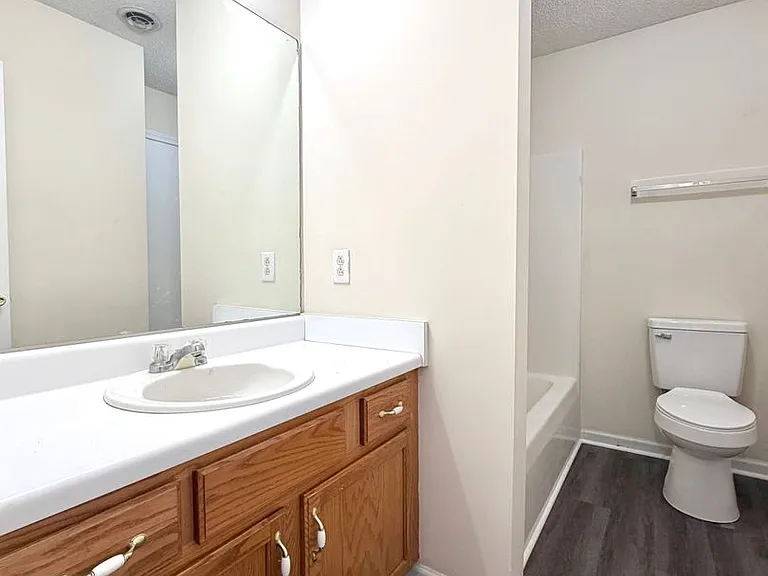 3289 Tower Dr — Photo 18