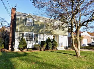 2224 Broadbridge Ave, Stratford, CT 06614