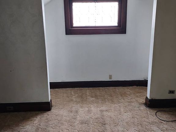 Living room (alcove)