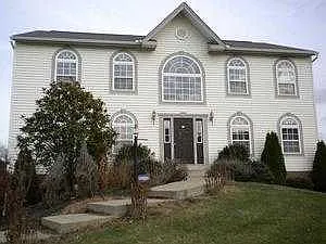 1412 Sandstone Dr photo 1