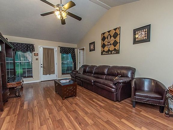 2nd image of 503 Westwind Dr