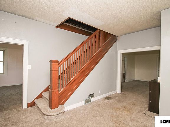 2nd image of 101 N Blaine St