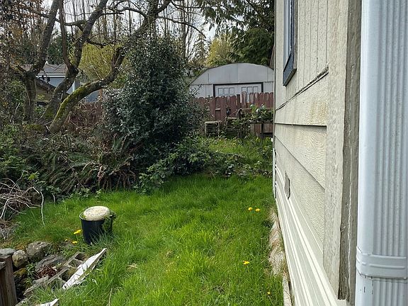5th image of 1445 Steele Creek Drive NW