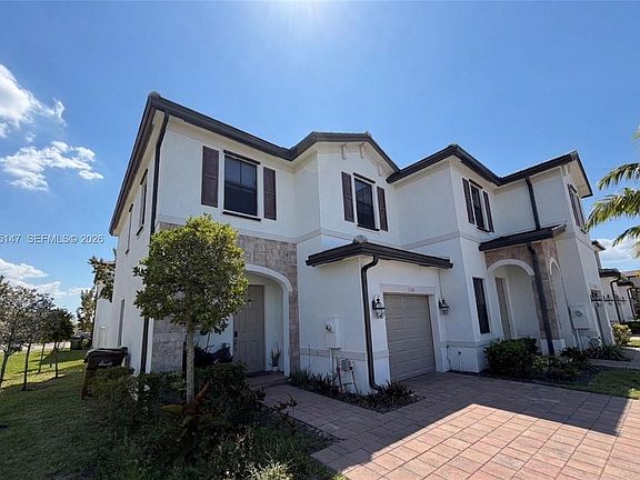 2nd image of 3338 W 112th St