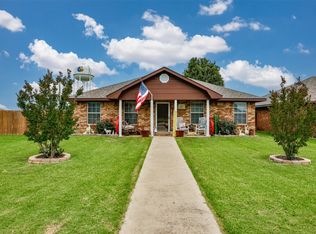 2317 Jodi Ln, Gainesville, TX 76240