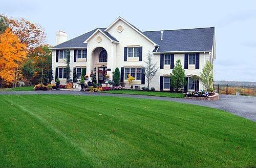 Gorgeous 4 Bed, 4 Bath Colonial set on 5.3 Acres