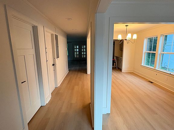 2nd image of 518 Pierce Ave NW