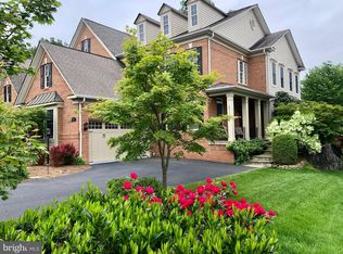 20371 Potomac Landing Ter, Sterling, VA