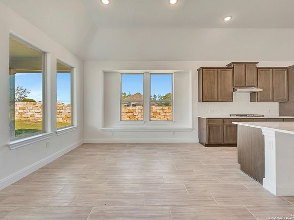 5th image of 5003 Estates Oak Way