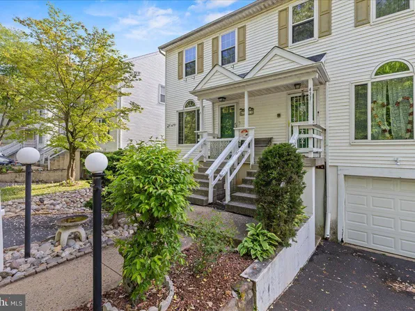 4309 Enfield Ave, Philadelphia, PA 19136