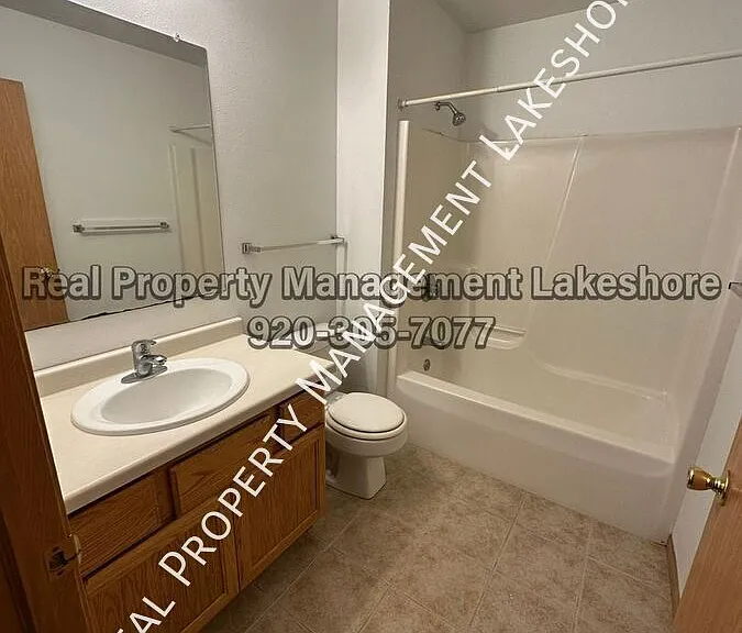 820 Wright St — Photo 19