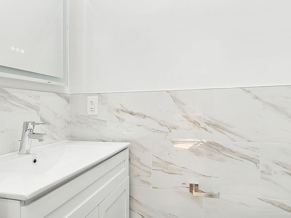 5th image of 5930 Spencer Ave APT 1N