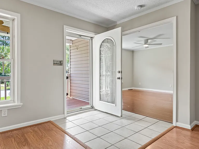257 Stone Throw Dr — Photo 31