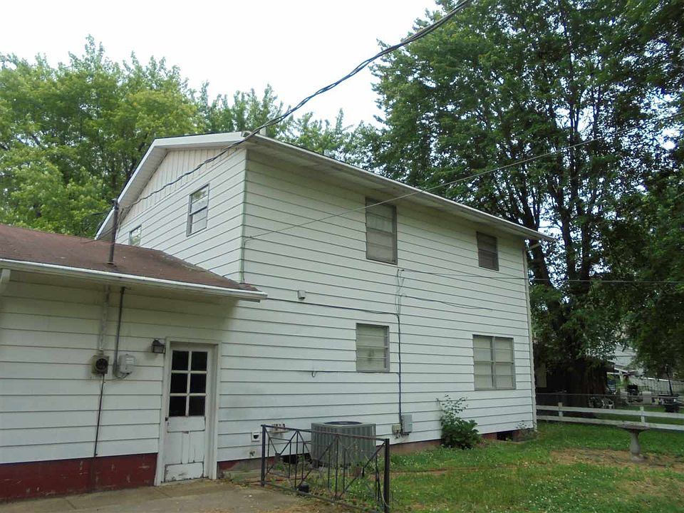 2nd image of 734 Comanche Dr