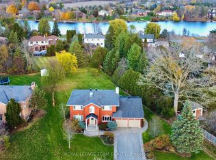 1105 Cindy Hill Cres, Ottawa, ON K4M 1E8