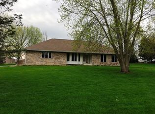 43W081 Southgate Rd, Elgin, IL 60124