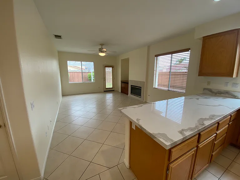 3507 Lake Park Ave — Photo 24