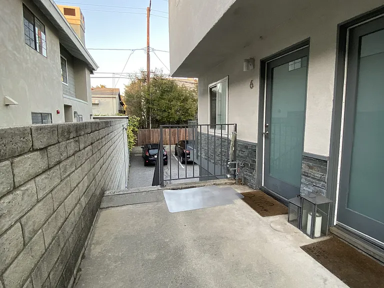 2255 29th St #6 — Photo 13