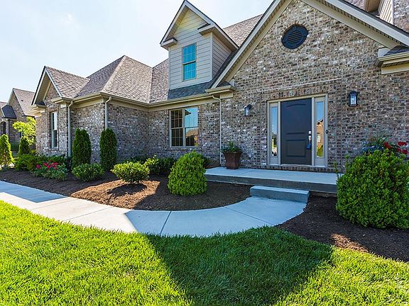 4th image of 102 Laurenbrook Dr