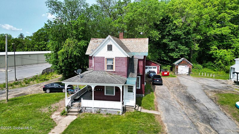 4th image of 100 Saratoga Avenue
