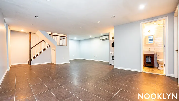 Rented by Nooklyn NYC LLC | media 22