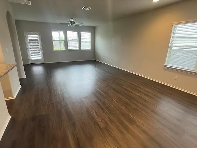 129 Goldfinch Dr — Photo 20