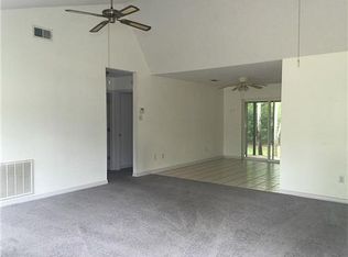 9941 Kahana St, Diamondhead, MS 39525