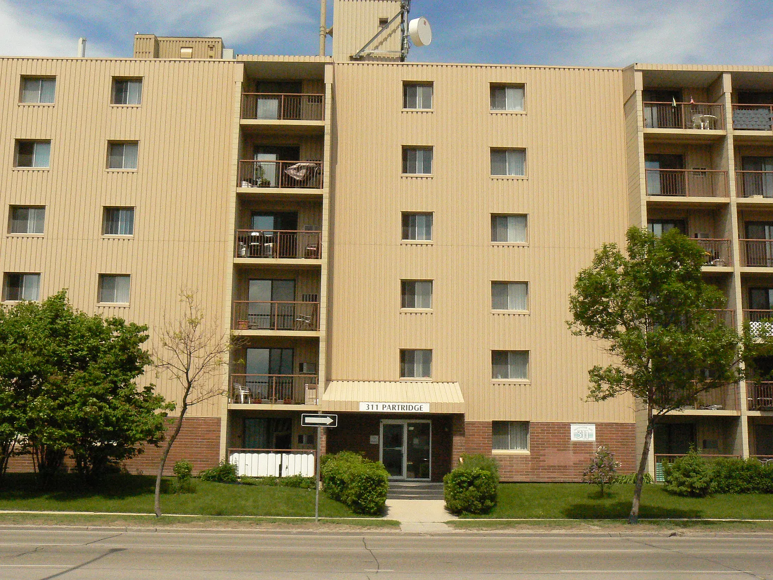 311 Partridge Avenue — Photo 1