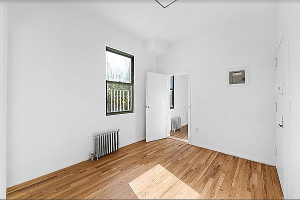 1st image of 240 W 64th St Penthouse G